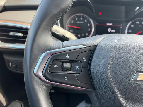 Used 2021 Chevrolet TrailBlazer ACTIV w/ Technology Package FWD image 32