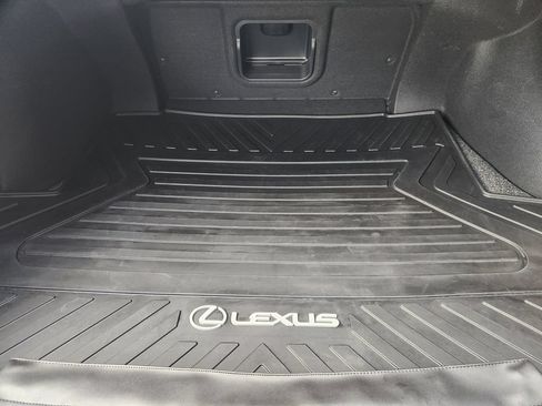 Used 2024 Lexus ES 350 w/ Premium Package FWD image 33