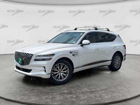 Used 2022 Genesis GV80 2.5T AWD/4WD image 3