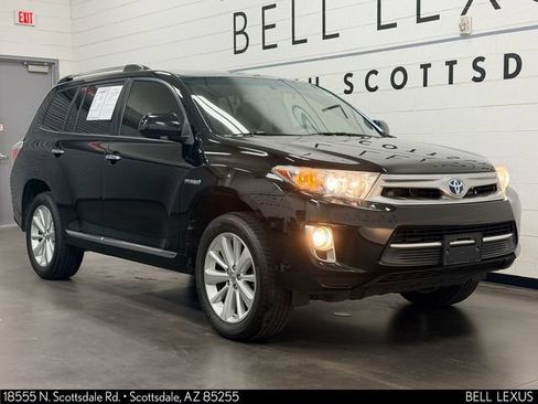 Used 2013 Toyota Highlander Limited AWD/4WD image 2