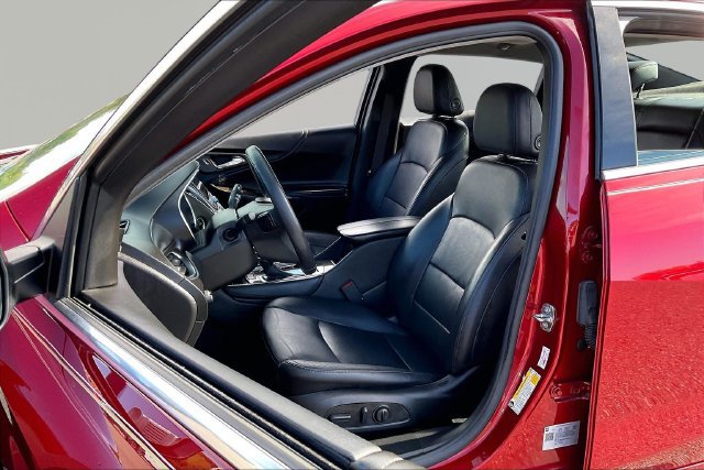 Used 2022 Chevrolet Malibu Premier FWD image 15