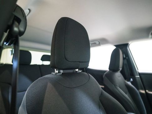 Used 2020 Jeep Renegade Altitude AWD/4WD image 15