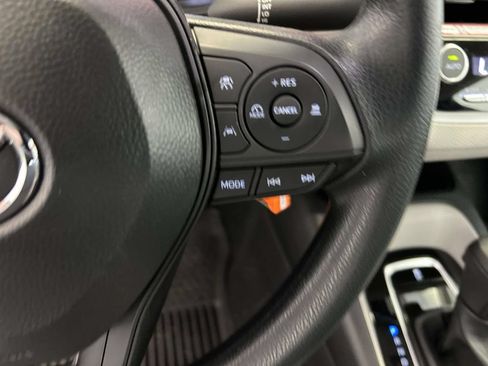 Used 2026 Toyota Corolla LE FWD image 18