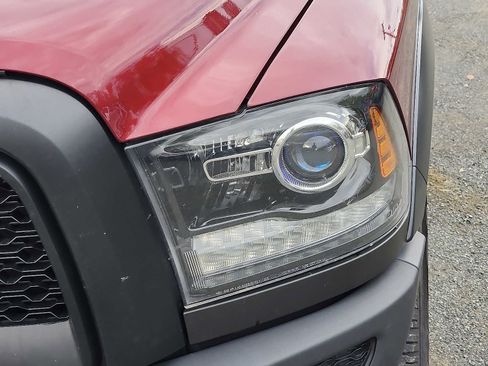 Certified 2024 RAM 1500 Classic Warlock image 9