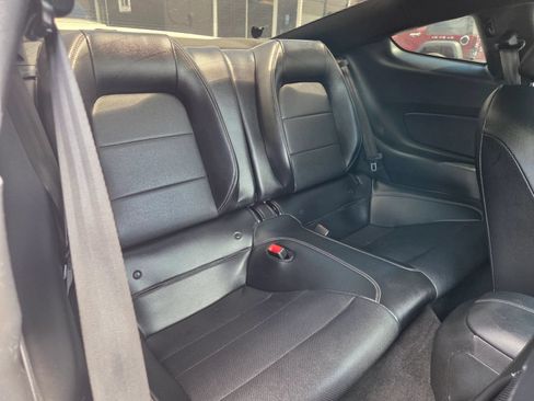 Used 2020 Ford Mustang GT Premium RWD image 18