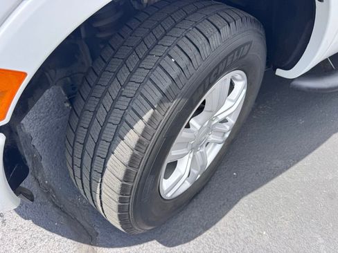 Used 2019 Ford Ranger XLT w/ Equipment Group 301A Mid RWD image 13
