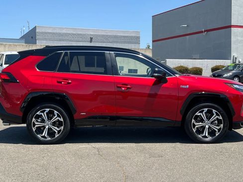 Certified 2023 Toyota RAV4 XSE w/ Premium Package AWD/4WD image 6