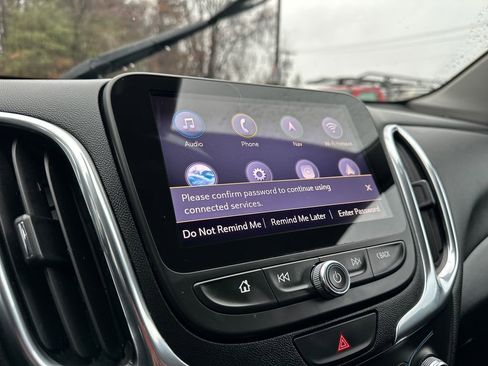 Used 2020 Chevrolet Equinox LT w/ Sport Edition image 8