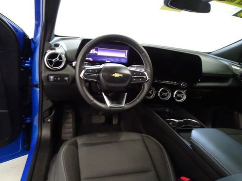 Used 2024 Chevrolet Blazer EV LT AWD/4WD image 5