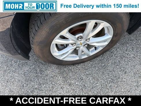 Used 2017 Chevrolet Equinox LT w/ Convenience Package FWD image 11