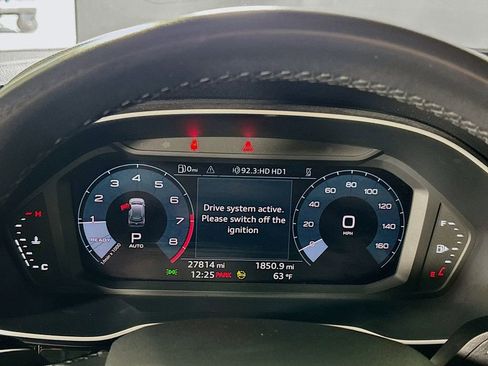 Used 2024 Audi Q3 2.0T Premium image 14