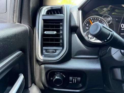 Used 2019 RAM 3500 Tradesman AWD/4WD image 23