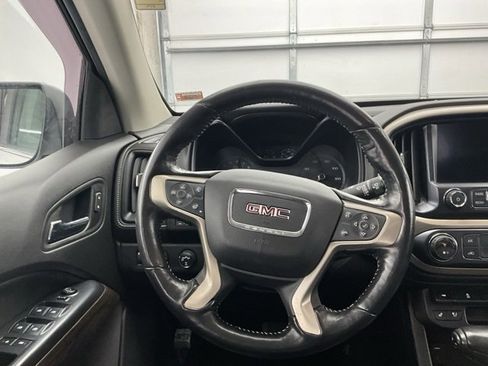 Used 2018 GMC Canyon Denali image 8