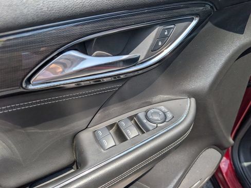 Used 2022 Buick Envision Preferred w/ Safety Package FWD image 9