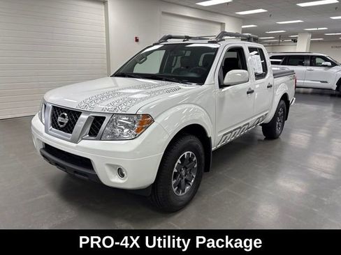 Used 2020 Nissan Frontier PRO-4X w/ Pro-4x Utility Package AWD/4WD image 3