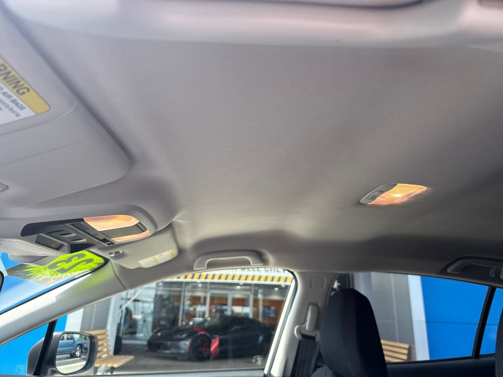 Used 2023 Subaru Crosstrek 2.0i AWD/4WD image 32