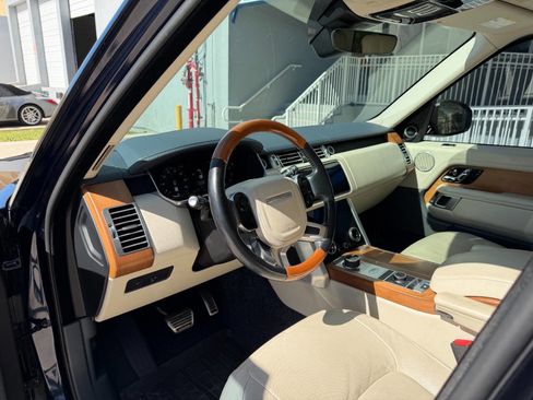 Used 2021 Land Rover Range Rover Westminster Edition image 13