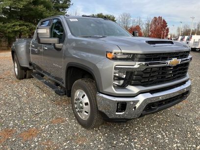 New 2026 Chevrolet Silverado 3500 LT