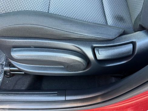 Used 2023 Kia Soul LX w/ LX Technology Package image 18