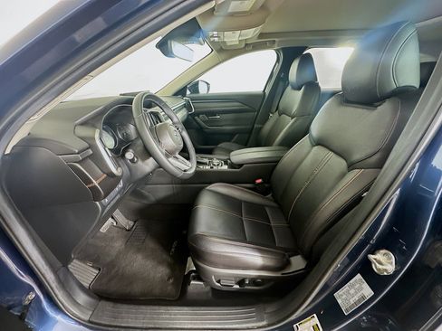 Used 2025 MAZDA CX-50 AWD 2.5 Hybrid w/ Premium Pkg image 13