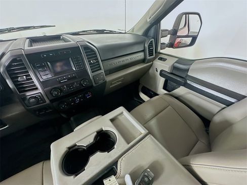 Used 2020 Ford F450 XL w/ Power Equipment Group image 11