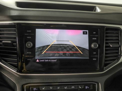 Used 2023 Volkswagen Atlas SE AWD/4WD image 8