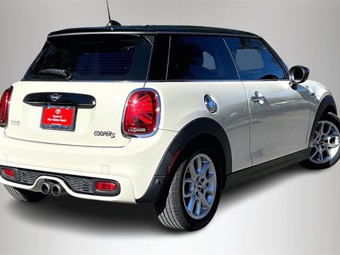 Used 2020 MINI Cooper S image 5