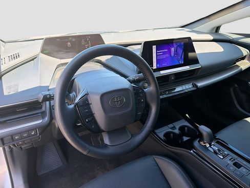 Used 2024 Toyota Prius XLE image 24