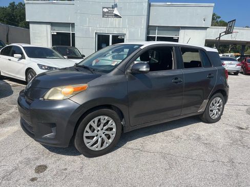 Used 2008 Scion xD image 2