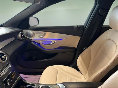 Used 2020 Mercedes-Benz C 300 4MATIC Sedan image 13