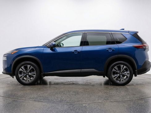 Used 2023 Nissan Rogue SV image 5