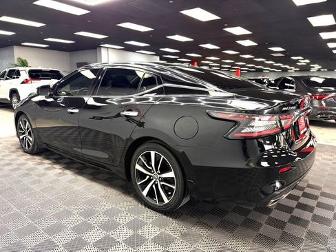 Used 2021 Nissan Maxima 3.5 SV w/ Floor Mat Group FWD image 9