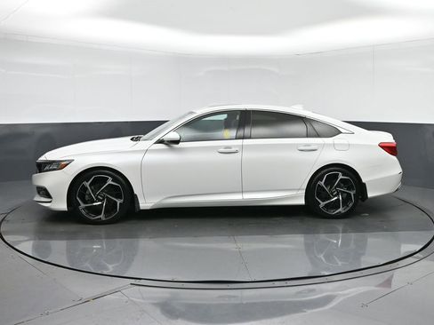 Used 2019 Honda Accord Sport image 4