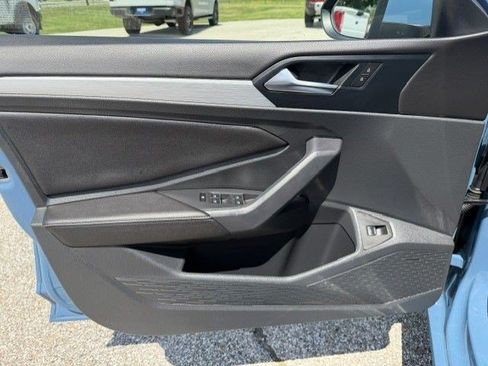 Used 2025 Volkswagen Jetta S FWD image 10