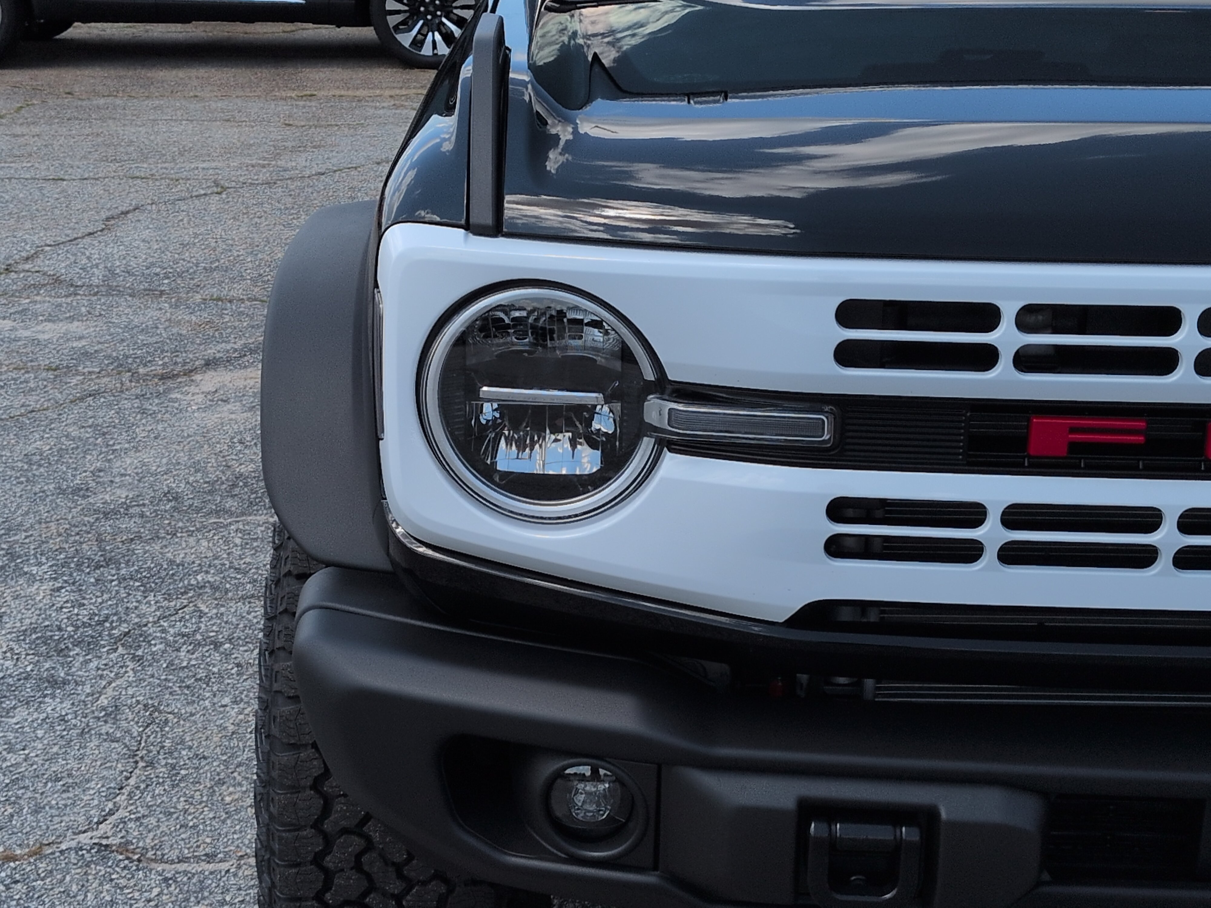 New 2026 Ford Bronco Heritage Edition AWD/4WD image 8