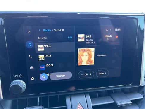 Used 2025 Toyota RAV4 XLE image 15