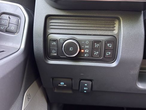 New 2026 Ford F250 Lariat w/ Black Appearance Package AWD/4WD image 34