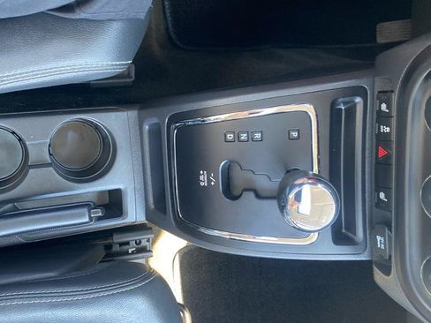 Used 2017 Jeep Patriot High Altitude AWD/4WD image 14