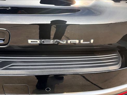 Certified 2024 GMC Yukon XL Denali image 10