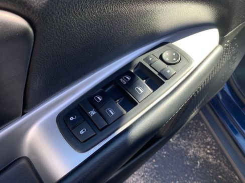 Used 2017 Dodge Journey SE w/ Flexible Seating Group FWD image 10