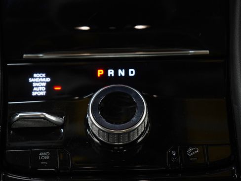 Used 2023 Jeep Grand Cherokee 4WD 4xe w/ Luxury Tech Group II image 20