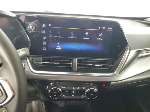 Used 2026 Chevrolet Trax ACTIV FWD image 16