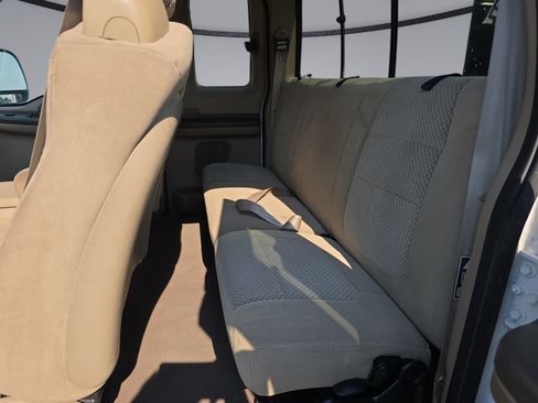 Used 2002 Ford F250 XL AWD/4WD image 34