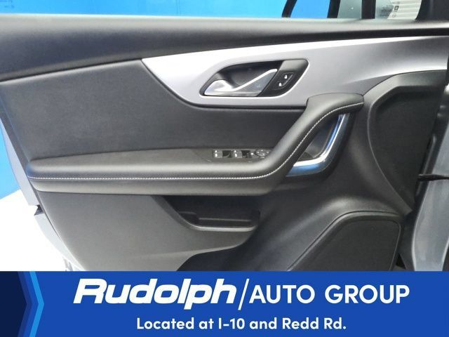 Used 2025 Chevrolet Blazer LT FWD image 13