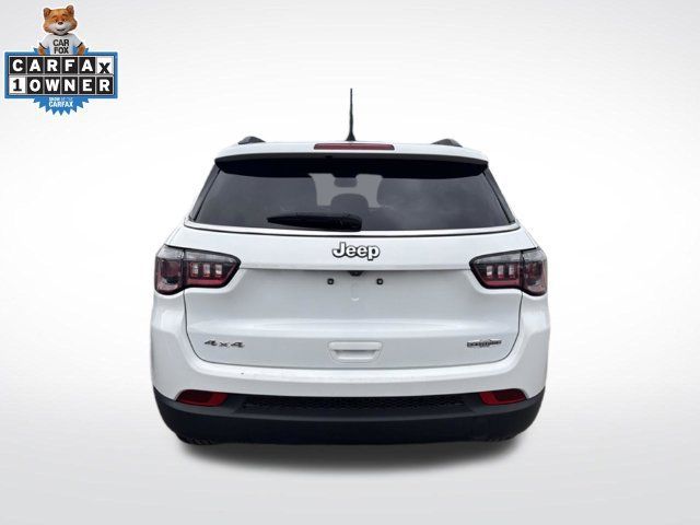 Used 2024 Jeep Compass Latitude AWD/4WD image 4