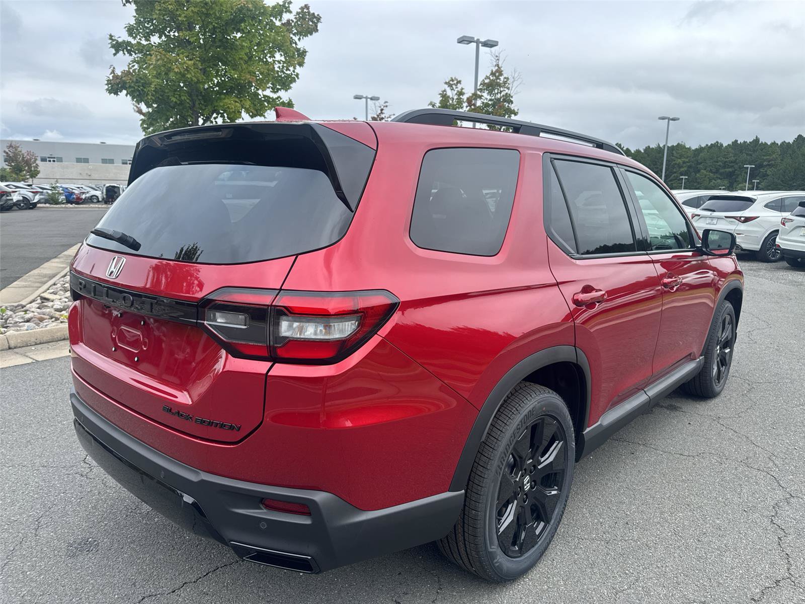 New 2026 Honda Pilot Black Edition image 7
