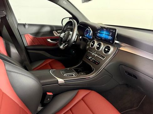 Used 2023 Mercedes-Benz GLC 300 4MATIC Coupe image 32