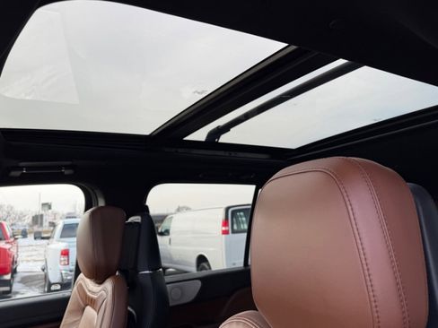 Used 2023 Lincoln Navigator L Reserve w/ Equipment Group 201A image 50