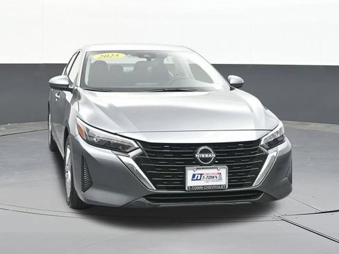 Used 2025 Nissan Sentra S FWD image 21