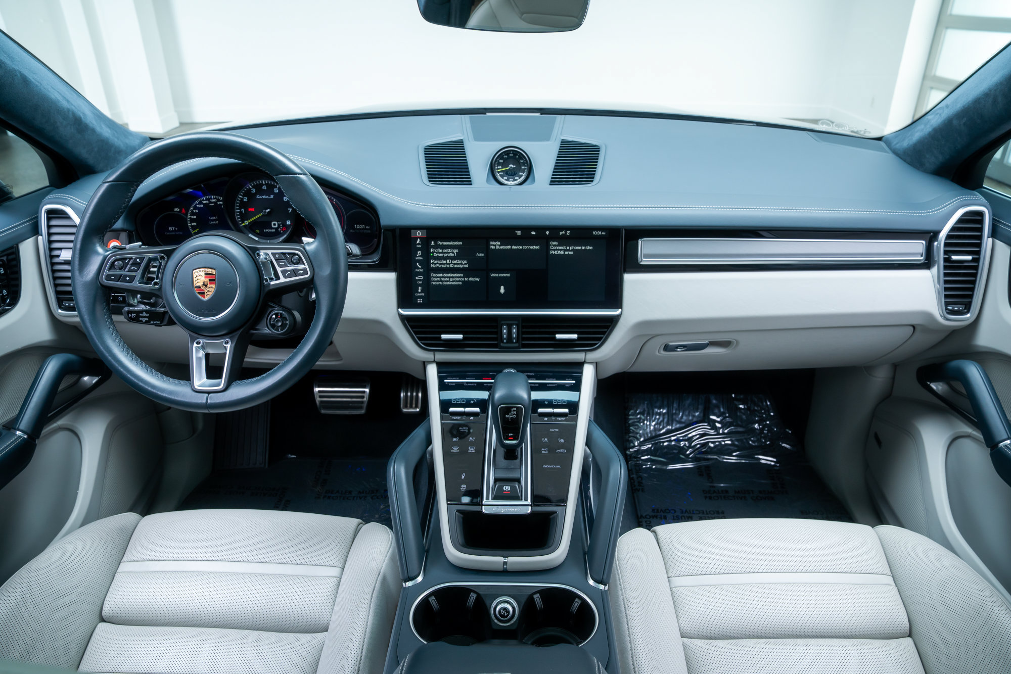 Used 2020 Porsche Cayenne Turbo S AWD/4WD image 9